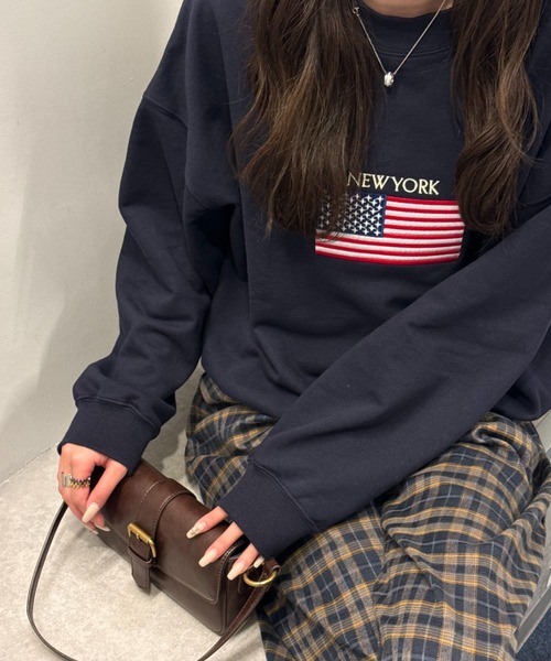 SARA-刺繍スウェット　made in INTER FACTORY INTER FACTORY（インターファクトリー）の「SARA - 刺繍