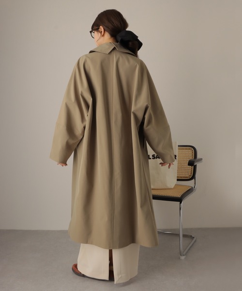 LAULEN(ローレン)の「soutien collar long coat/ドルマン オーバーサイズ ロング ステンカラー コート(ステンカラーコート・レディース・ベージュ・FREE)」の6枚目の写真