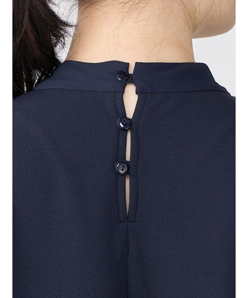 Perfect Suit FActory（パーフェクトスーツファクトリー）の「ブローチ付き　ボウタイワンピース　ブラック/ネイビー（ワンピース・レディース・ブラック/ネイビー・M/L）」の16枚目の写真