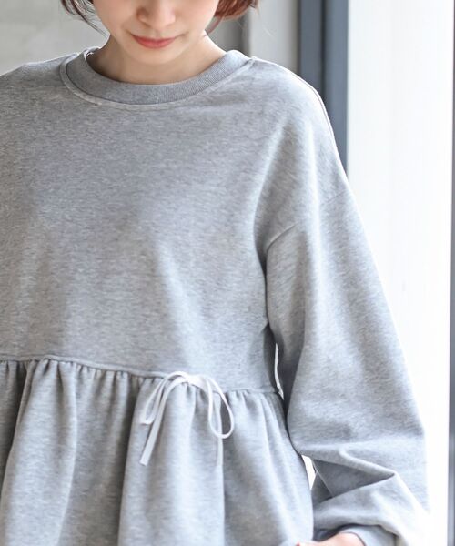 rps（アールピーエス）の「リボン付きペプラム裏毛プルオーバー（スウェット・レディース・パープル/サックスブルー/杢グレー・フリー）」の8枚目の写真