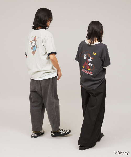 JOURNAL STANDARD（ジャーナルスタンダード）の「MICKEY MOUSE / ミッキー マウス  別注ウェスタンプリント Tシャツ（Tシャツ/カットソー・メンズ・コバルトブルー/ブラック/ホワイト/チャコールグレー/ブラックミックス/イエロー/ブラック系その他・MEDIUM/SMALL/LARGE）」の12枚目の写真