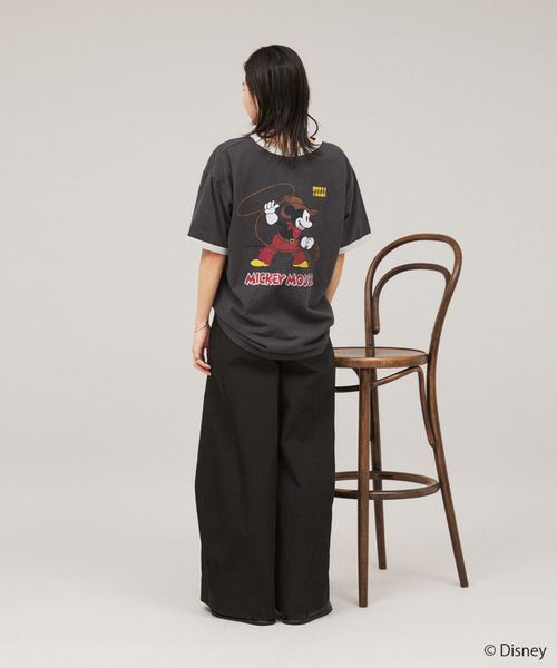 JOURNAL STANDARD（ジャーナルスタンダード）の「MICKEY MOUSE / ミッキー マウス  別注ウェスタンプリント Tシャツ（Tシャツ/カットソー・メンズ・コバルトブルー/ブラック/ホワイト/チャコールグレー/ブラックミックス/イエロー/ブラック系その他・MEDIUM/SMALL/LARGE）」の14枚目の写真