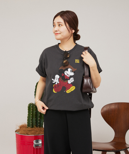 JOURNAL STANDARD（ジャーナルスタンダード）の「MICKEY MOUSE / ミッキー マウス  別注ウェスタンプリント Tシャツ（Tシャツ/カットソー・メンズ・コバルトブルー/ブラック/ホワイト/チャコールグレー/ブラックミックス/イエロー/ブラック系その他・MEDIUM/SMALL/LARGE）」の20枚目の写真