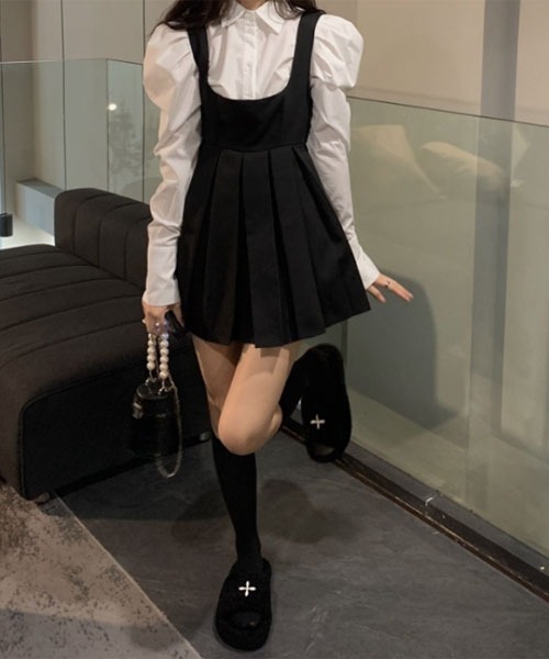 URGE：】レイヤード プリーツ ミニジャンパースカート ワンピース
