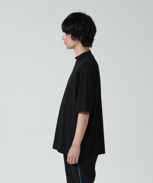 ATON(エイトン)の「ATON (エイトン)DRY COTTON JERSEY | MOCKNECK T-SHIRT(Tシャツ/カットソー・メンズ・ホワイト/ブラック・6/4/2)」の9枚目の写真