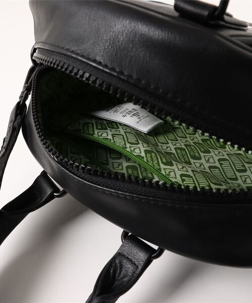 PUMA(プーマ)の「PUMA ウェア プーマウェア U ARCHIVE MINI GRIP BAG バッグ 091137 01BK(ボディバッグ/ウエストポーチ・メンズ・ブラック・FREE)」の4枚目の写真