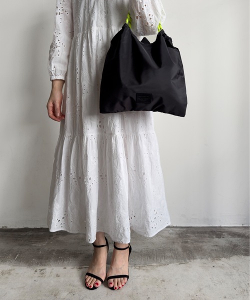 SPRUCE（スプルース）の「EM:チャドコードトート ポケッタブル超軽量バッグ　 約92g カラフルトートバッグ（トートバッグ・レディース・ブラック/ホワイト/ピンク/イエロー・FREE）」の18枚目の写真