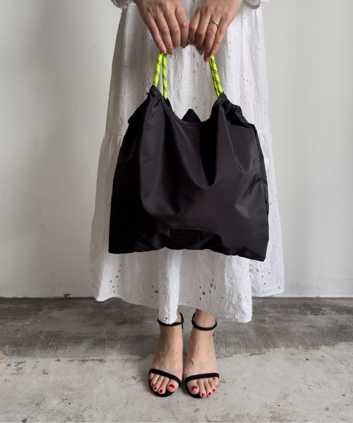 SPRUCE（スプルース）の「EM:チャドコードトート ポケッタブル超軽量バッグ　 約92g カラフルトートバッグ（トートバッグ・レディース・ブラック/ホワイト/ピンク/イエロー・FREE）」の19枚目の写真