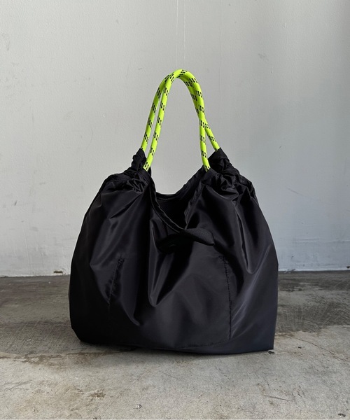 SPRUCE（スプルース）の「EM:チャドコードトート ポケッタブル超軽量バッグ　 約92g カラフルトートバッグ（トートバッグ・レディース・ブラック/ホワイト/ピンク/イエロー・FREE）」の20枚目の写真