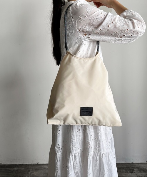 SPRUCE（スプルース）の「EM:チャドコードトート ポケッタブル超軽量バッグ　 約92g カラフルトートバッグ（トートバッグ・レディース・ブラック/ホワイト/ピンク/イエロー・FREE）」の15枚目の写真