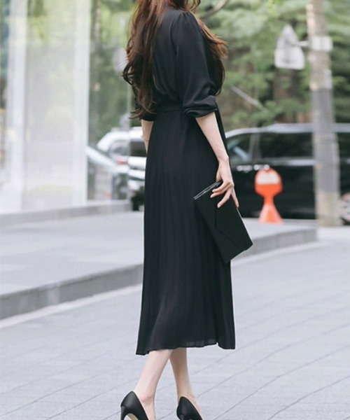 SEU（エスイーユー）の「ウエストリボン パーティードレス Aラインミモレ丈 ロングプリーツワンピース オフィスカジュアル きれいめカジュアル（ワンピース・レディース・キャメル/ベージュ/ネイビー/グレー/ブラック・フリー）」の14枚目の写真