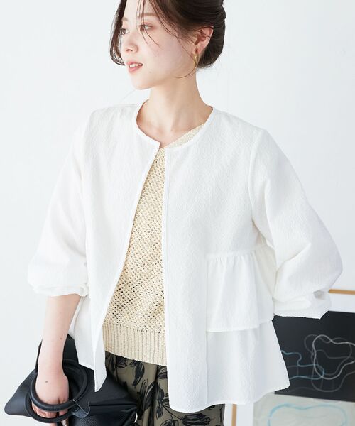 le.coeur blanc（ルクールブラン）の「《手洗い可能》スパンコールメッシュ2WAYニットベスト（ベスト・レディース・ネイビー/グレー/アイボリー・38）」の5枚目の写真