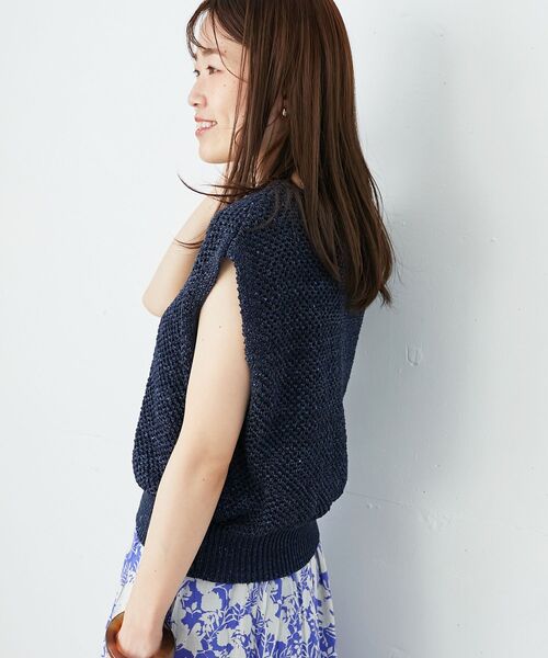 le.coeur blanc（ルクールブラン）の「《手洗い可能》スパンコールメッシュ2WAYニットベスト（ベスト・レディース・ネイビー/グレー/アイボリー・38）」の19枚目の写真