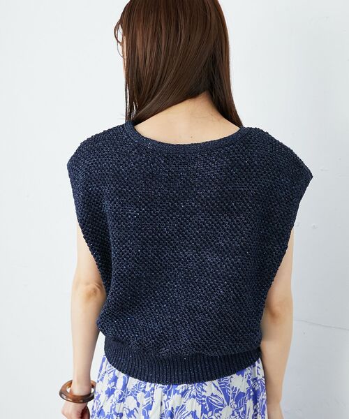 le.coeur blanc（ルクールブラン）の「《手洗い可能》スパンコールメッシュ2WAYニットベスト（ベスト・レディース・ネイビー/グレー/アイボリー・38）」の21枚目の写真