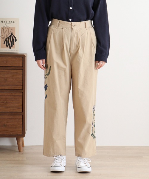 うめひろ様へ EMAGO サイド花刺繍ストレートパンツ（その他パンツ）｜Emago