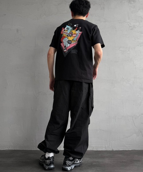 CHUMS（チャムス）の「【WEB限定】[CHUMS/チャムス] CHUMLEYS MARKET バックプリント ポケットTシャツ（Tシャツ/カットソー・レディース・ホワイト/ブラック/グレイッシュベージュ・M/L/XL）」の5枚目の写真