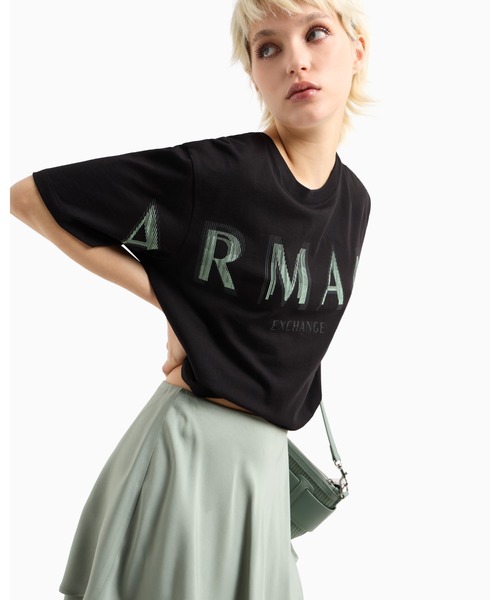 ARMANI EXCHANGE(アルマーニエクスチェンジ)の「【A|X アルマーニ エクスチェンジ】ビッグロゴ クロップド 半袖クルーネックTシャツ/CROPPED(Tシャツ/カットソー・レディース・ホワイト/ブラック・X-SMALL/SMALL/LARGE/MEDIUM)」の9枚目の写真