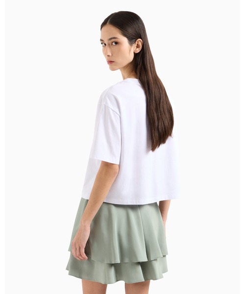 ARMANI EXCHANGE(アルマーニエクスチェンジ)の「【A|X アルマーニ エクスチェンジ】ビッグロゴ クロップド 半袖クルーネックTシャツ/CROPPED(Tシャツ/カットソー・レディース・ホワイト/ブラック・X-SMALL/SMALL/LARGE/MEDIUM)」の3枚目の写真