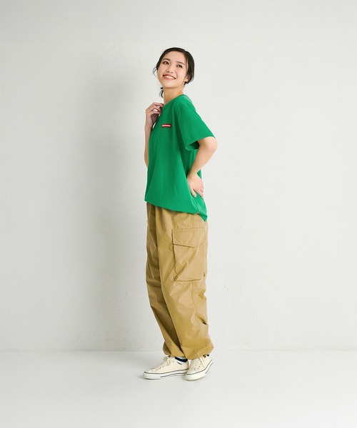 MIKI HOUSE(ミキハウス)の「【WEB限定】ワッペンロゴ半袖Tシャツ(大人用)(Tシャツ/カットソー・レディース・サーモンピンク/ブルー系その他/ブラック/パープル/グリーン/ホワイト・L(175-185cm)/M(165-175cm)/S(155-165cm))」の16枚目の写真