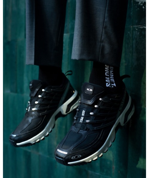 SOPHNET.（ソフネット）の「SALOMON SUNDAY SMART CREW（ソックス/靴下・メンズ・ブラック/ホワイト・SMALL/MEDIUM/LARGE）」の3枚目の写真