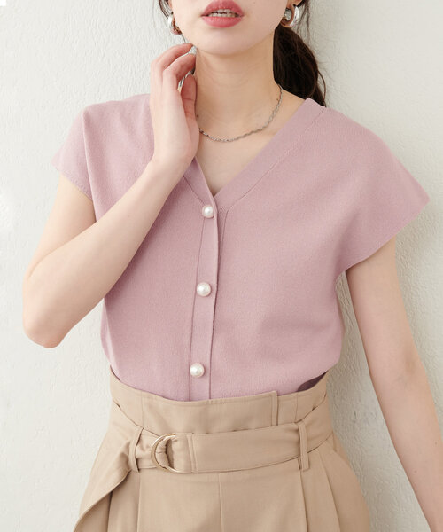 natural couture（ナチュラルクチュール）の「BIGパールノースリニット（ニット/セーター・レディース・ミント/ピンク/ブルー/アイボリー/ブラック・FREE）」の5枚目の写真