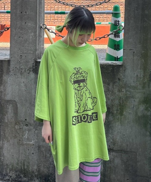 Candy Stripper(キャンディストリッパー)の「SHOUT PUPPY OVER SIZE RAGLAN トップス(Tシャツ/カットソー・レディース・ライトグリーン/アイボリー/ブラウン・FREE)」の10枚目の写真