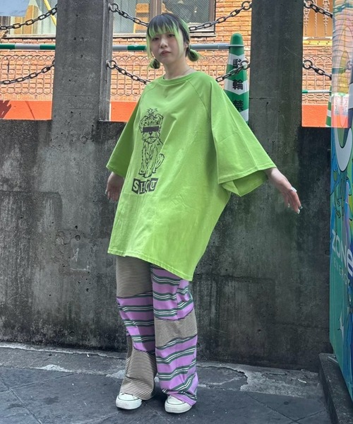 Candy Stripper(キャンディストリッパー)の「SHOUT PUPPY OVER SIZE RAGLAN トップス(Tシャツ/カットソー・レディース・ライトグリーン/アイボリー/ブラウン・FREE)」の13枚目の写真
