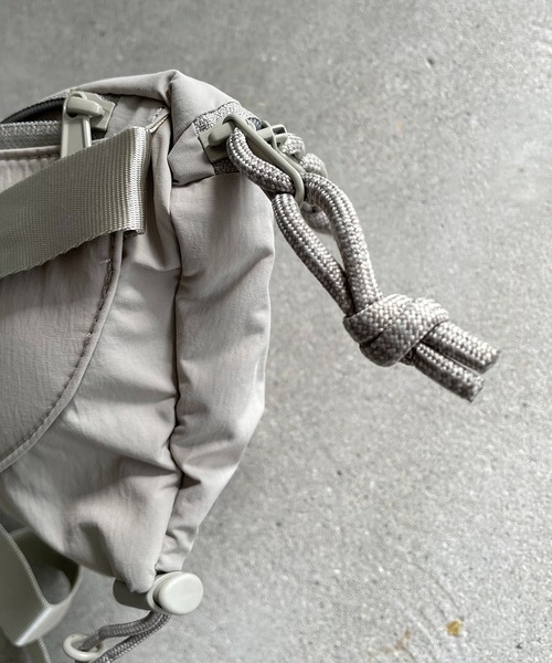 THE NORTH FACE（ザノースフェイス）の「【THE NORTH FACE】W NEVER STOP LUMBAR（ボディバッグ/ウエストポーチ・レディース・ブラック/ベージュ/パープル・FREE）」の20枚目の写真