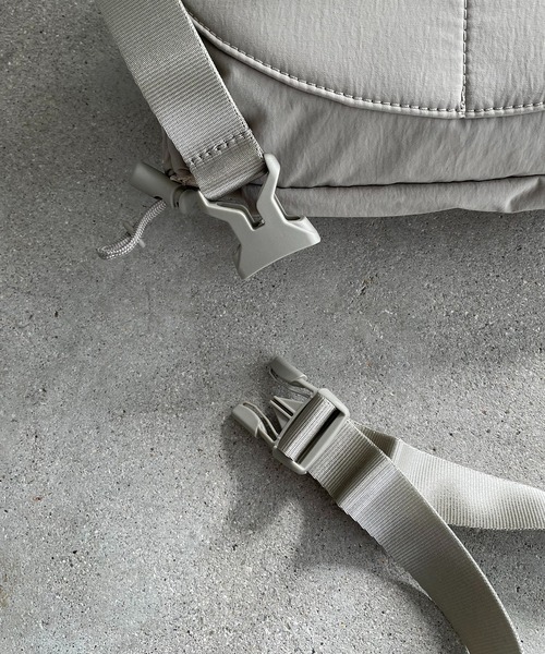 THE NORTH FACE（ザノースフェイス）の「【THE NORTH FACE】W NEVER STOP LUMBAR（ボディバッグ/ウエストポーチ・レディース・ブラック/ベージュ/パープル・FREE）」の21枚目の写真