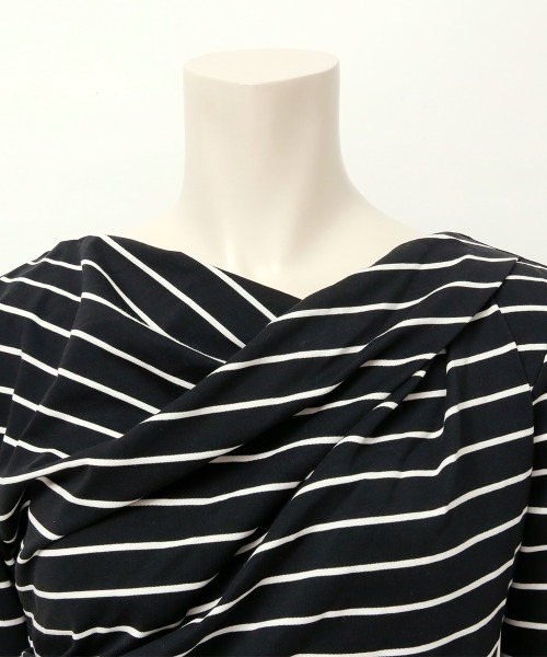 Rejoule(リジュール)の「ドレープデザイン ロングスリーブボーダートップス(Tシャツ/カットソー・レディース・ホワイト×ブラック/ブラック×ホワイト・FREE)」の13枚目の写真