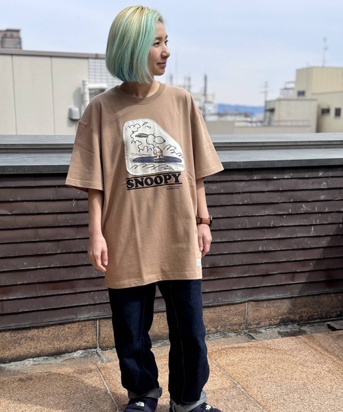 SNOOPY×OLD BETTY'S(スヌーピーカケルオールドベティーズ)の「スヌーピー【SNOOPY】organic cotton T-shirts(SURFIN)(Tシャツ/カットソー・レディース・ダークネイビー/ブラック/オフホワイト/ベージュ系その他・M/XL/L)」の12枚目の写真