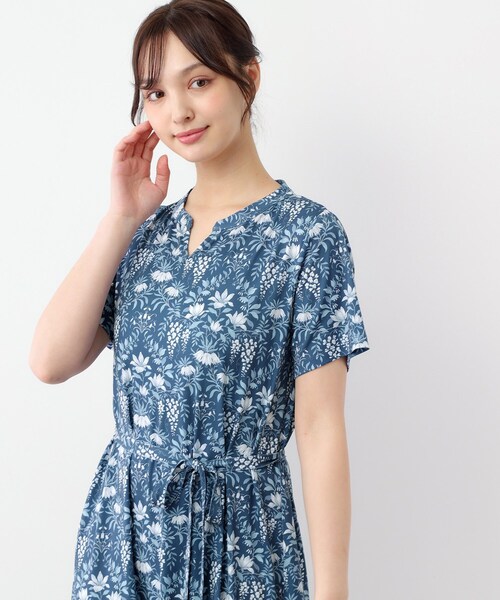 LAURA ASHLEY(ローラアシュレイ)の「【WEB限定/M~LL3サイズ/ジャージ素材】パルテール柄 ワンピース(ワンピース・レディース・ネイビー系6・42/40/38)」の9枚目の写真