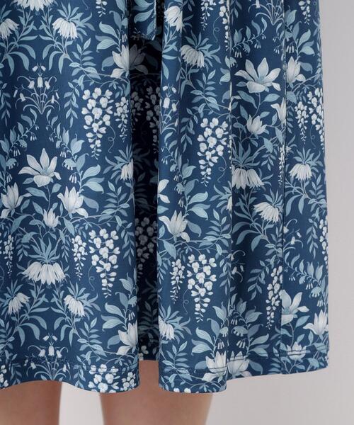 LAURA ASHLEY(ローラアシュレイ)の「【WEB限定/M~LL3サイズ/ジャージ素材】パルテール柄 ワンピース(ワンピース・レディース・ネイビー系6・42/40/38)」の19枚目の写真