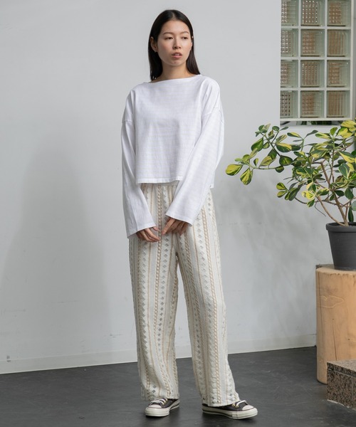 AMERICAN RAG CIE(アメリカンラグシー)の「ラメレースパンツ(その他パンツ・レディース・オフホワイト/ブラック・FREE)」の4枚目の写真