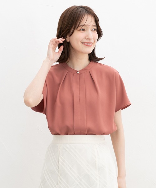 Honeys（ハニーズ）の「バンドカラーブラウス（シャツ/ブラウス・レディース・ネイビー/ホワイト/オレンジ/ブルーグリーン/グレイッシュベージュ・S/M/L/LL/3L）」の5枚目の写真