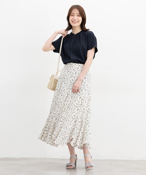 Honeys（ハニーズ）の「バンドカラーブラウス（シャツ/ブラウス・レディース・ネイビー/ホワイト/オレンジ/ブルーグリーン/グレイッシュベージュ・S/M/L/LL/3L）」の11枚目の写真