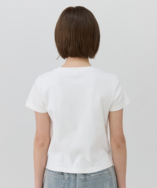 REDYAZEL（レディアゼル）の「REDYAZEL刺繍Ｔシャツ（Tシャツ/カットソー・レディース・オフホワイト/ブラック・FREE）」の5枚目の写真