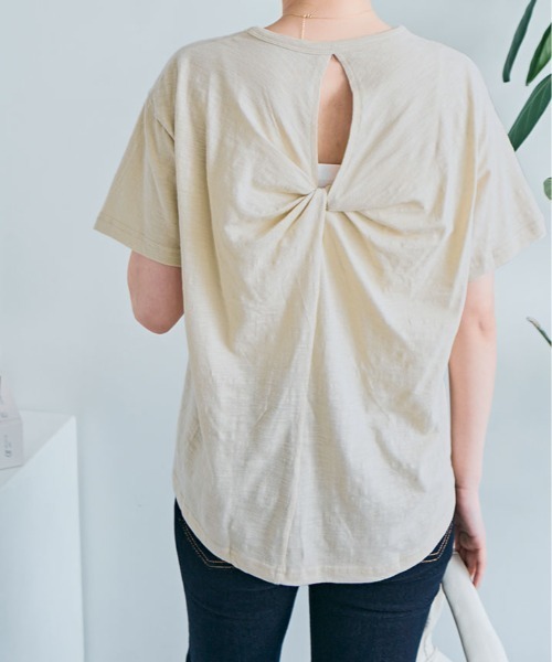 kirakiraShop(キラキラショップ)の「バック ツイスト コットンスラブ Tシャツ 半袖(Tシャツ/カットソー・レディース・ホワイト/ライトグレー/ライトベージュ/ブラック・M)」の2枚目の写真