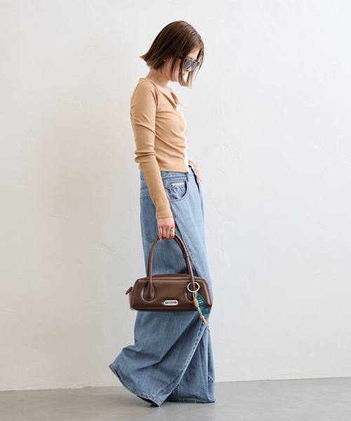 U by SPICK&SPAN（ユーバイスピックアンドスパン）の「《追加》フローストルーズバレルレッグデニム（デニムパンツ・レディース・ブルー/ピンク・36/38）」の6枚目の写真