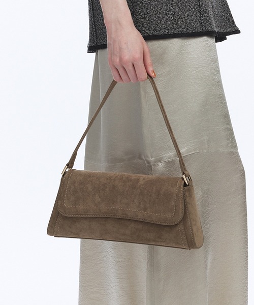 ベージュ スエード バッグ フラップ式 エコスウェードフラップBAG（ハンドバッグ）｜PUBLIC TOKYO