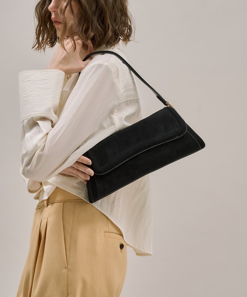 PUBLIC TOKYO（パブリックトウキョウ）の「エコスウェードフラップBAG（ハンドバッグ・レディース・ブラック/ライトベージュ/ブラウン・FREE）」の15枚目の写真