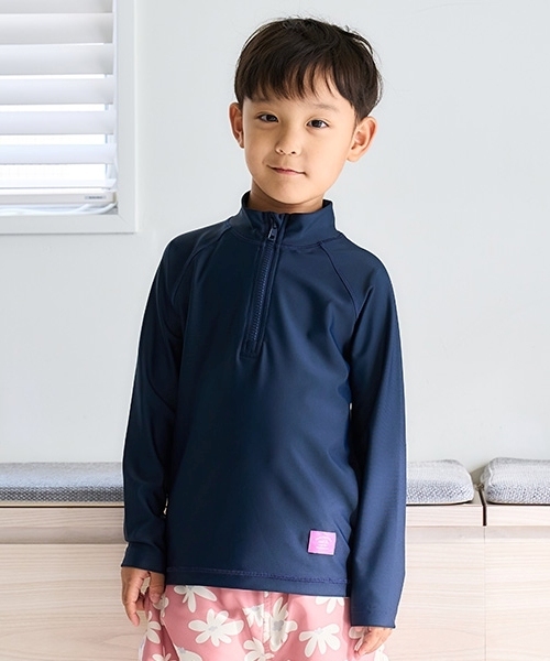 and D. petit main（アンドディープティマイン）の「【SWIM】ハーフジップラッシュガード（ラッシュガード・キッズ・ベージュ/ネイビー/ライトグレー/ライトブルー・140cm/150cm/130cm/90cm/100cm/110cm/120cm）」の12枚目の写真
