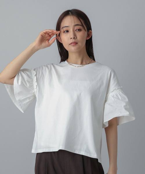 GLOBAL WORK(グローバルワーク)の「MATINEE LINE/冷感フリルスリーブ半袖/496991(Tシャツ/カットソー・レディース・オフホワイト/ブラック/レッド/チャコール・REGULAR/LONG)」の8枚目の写真