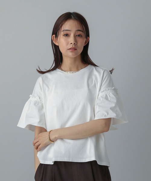GLOBAL WORK(グローバルワーク)の「MATINEE LINE/冷感フリルスリーブ半袖/496991(Tシャツ/カットソー・レディース・オフホワイト/ブラック/レッド/チャコール・REGULAR/LONG)」の9枚目の写真