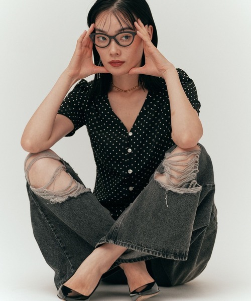 YOOU(ユー)の「ダメージデニムパンツ/クラッシュデザイン × ワイドシルエット(デニムパンツ・レディース・ブラック/ブルー・S/M)」の16枚目の写真