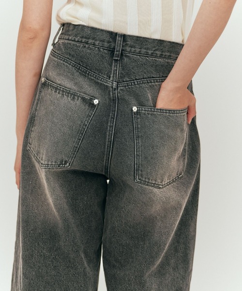 YOOU(ユー)の「ダメージデニムパンツ/クラッシュデザイン × ワイドシルエット(デニムパンツ・レディース・ブラック/ブルー・S/M)」の6枚目の写真