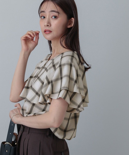 GLOBAL WORK（グローバルワーク）の「MATINEE LINE/チェックフリルスリーブシャツ/495657（シャツ/ブラウス・レディース・ダークブラウン/ブラック/オフホワイト・LARGE/MEDIUM）」の9枚目の写真