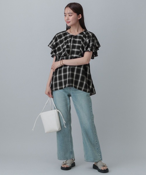 GLOBAL WORK（グローバルワーク）の「MATINEE LINE/チェックフリルスリーブシャツ/495657（シャツ/ブラウス・レディース・ダークブラウン/ブラック/オフホワイト・LARGE/MEDIUM）」の12枚目の写真