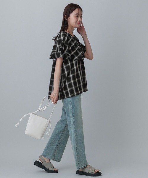 GLOBAL WORK（グローバルワーク）の「MATINEE LINE/チェックフリルスリーブシャツ/495657（シャツ/ブラウス・レディース・ダークブラウン/ブラック/オフホワイト・LARGE/MEDIUM）」の13枚目の写真