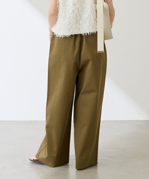 COLLAGE GALLARDAGALANTE(コラージュガリャルダガランテ)の「Q.anos/サスペンダーパンツ(サロペット/オーバーオール・レディース・カーキ/ブルー・FREE)」の6枚目の写真